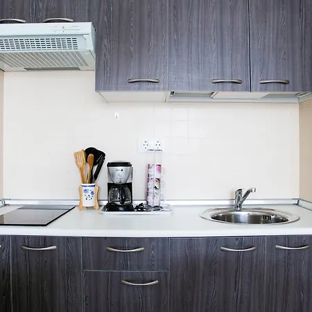 Apartment 2h